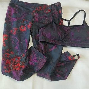 Fabletics capri and sports bra